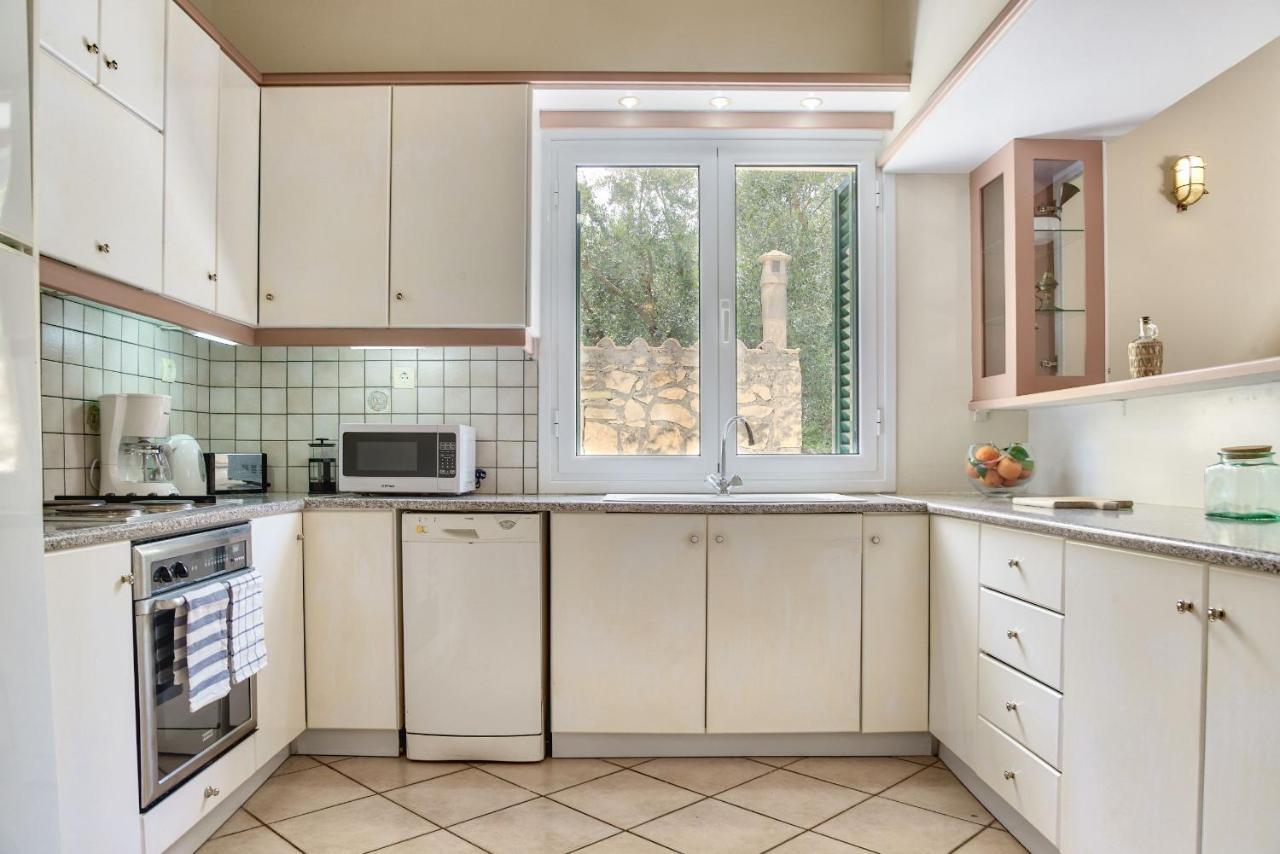 טרגקי Olivegrove Villa - Nestled In Olive Trees With Private Pool, By Zantewize מראה חיצוני תמונה