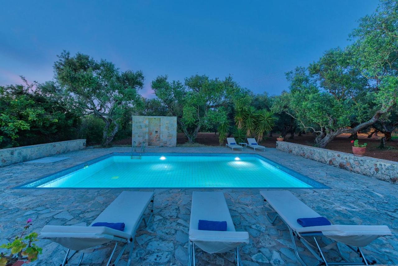 טרגקי Olivegrove Villa - Nestled In Olive Trees With Private Pool, By Zantewize מראה חיצוני תמונה