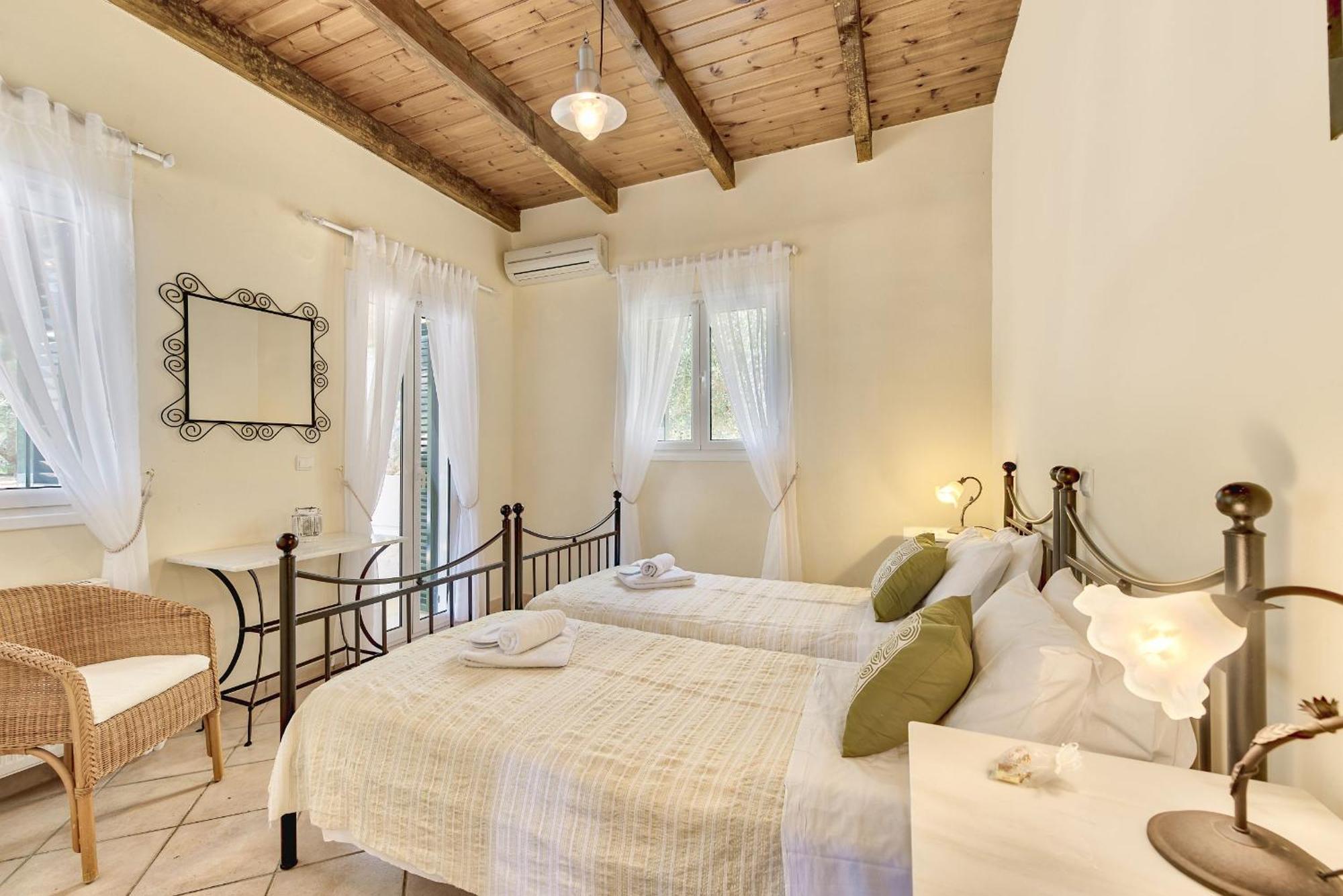 טרגקי Olivegrove Villa - Nestled In Olive Trees With Private Pool, By Zantewize מראה חיצוני תמונה