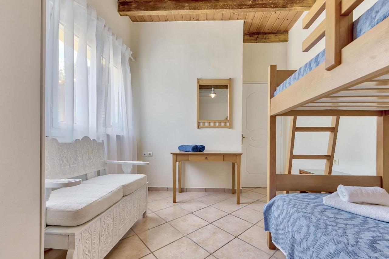 טרגקי Olivegrove Villa - Nestled In Olive Trees With Private Pool, By Zantewize מראה חיצוני תמונה